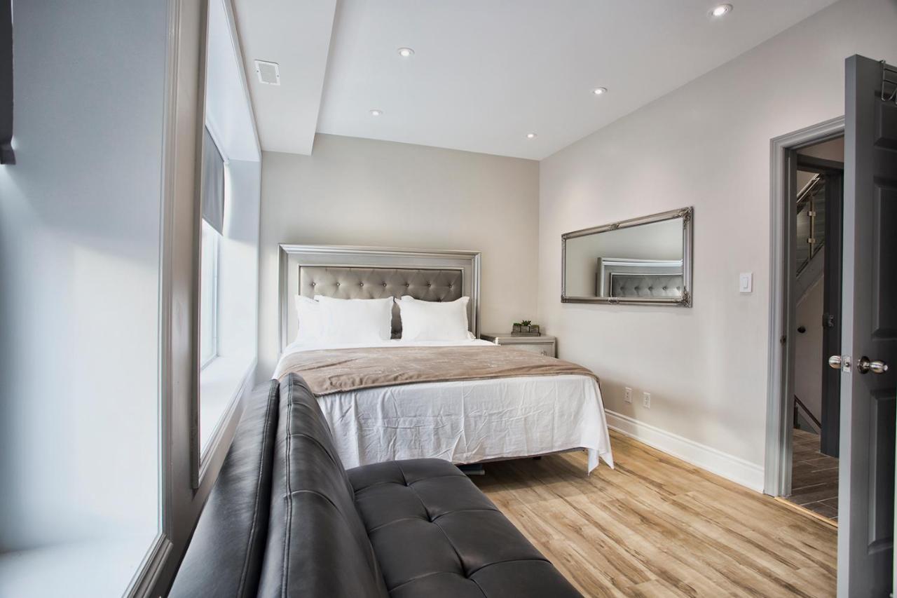 Toronto Rooms And Suites Luaran gambar
