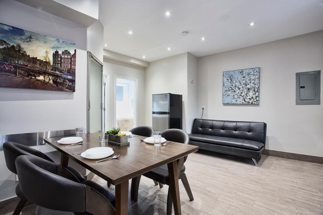 Toronto Rooms And Suites Luaran gambar