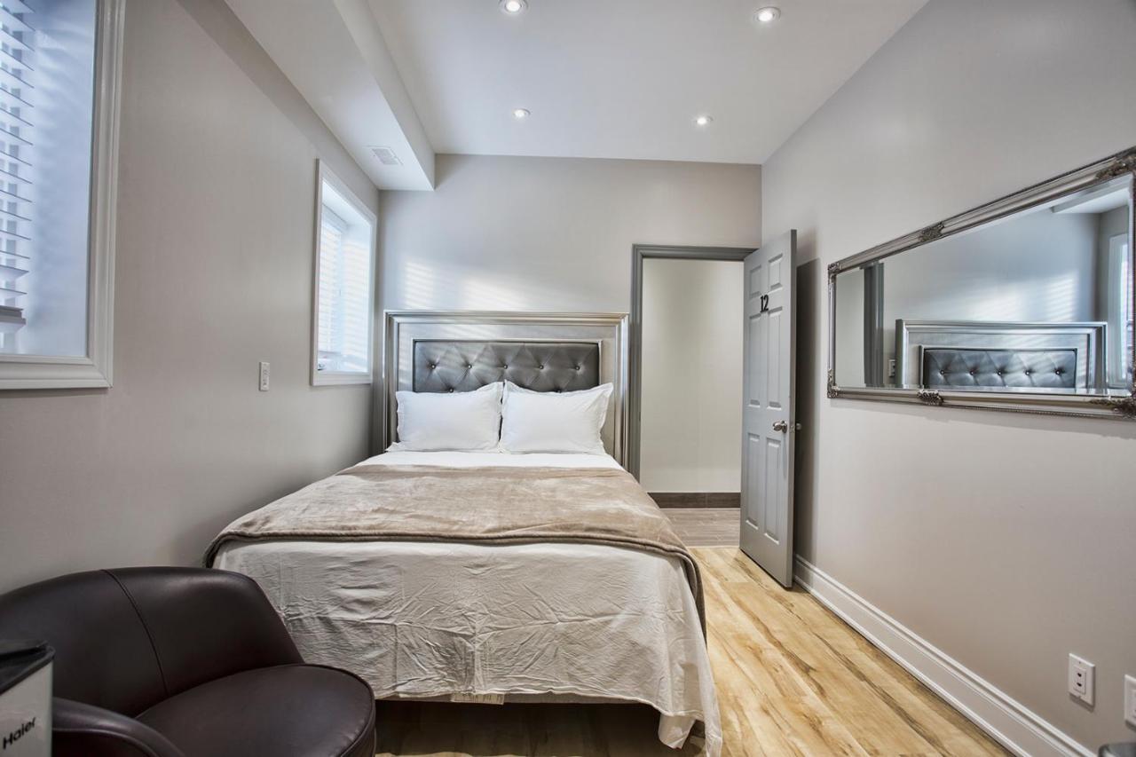 Toronto Rooms And Suites Luaran gambar