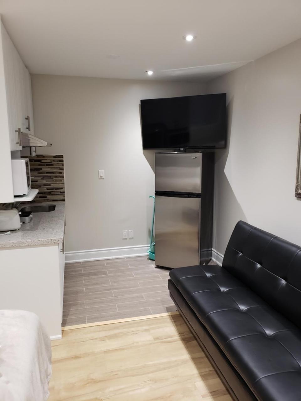 Toronto Rooms And Suites Luaran gambar