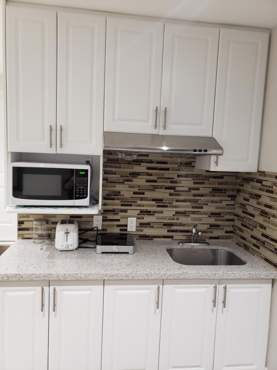 Toronto Rooms And Suites Luaran gambar