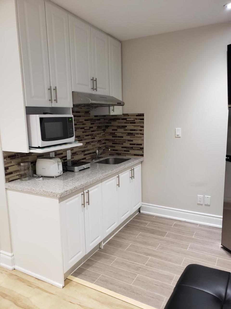Toronto Rooms And Suites Luaran gambar