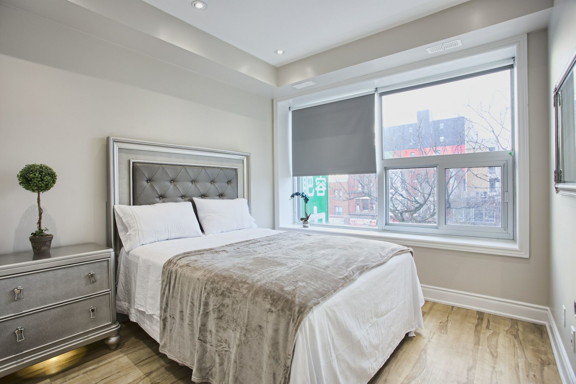 Toronto Rooms And Suites Luaran gambar